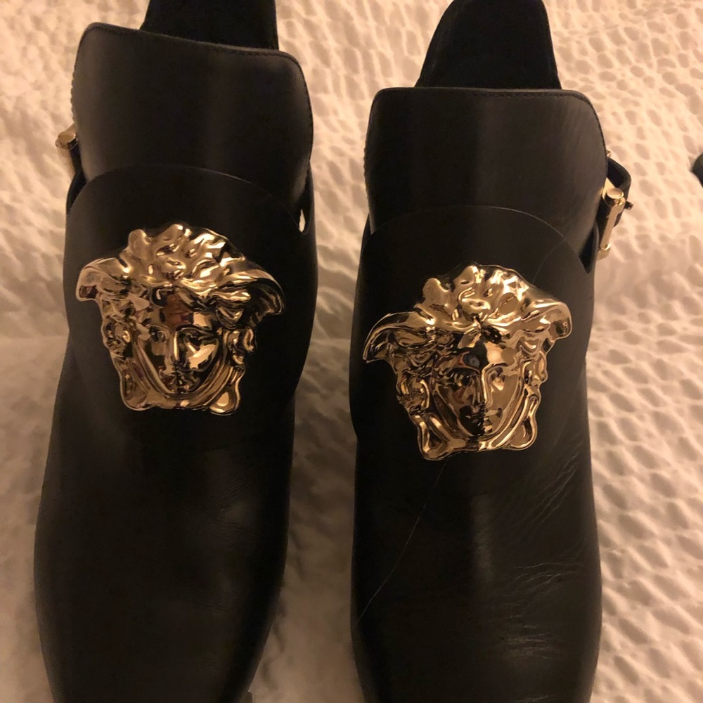 Versace booties brand new
